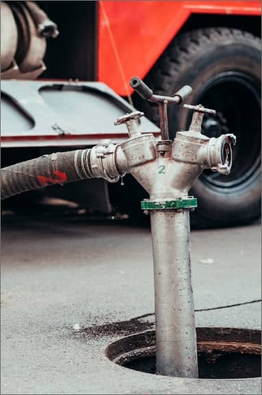 bouche-incendie-utilisee-lors-incendie-structure