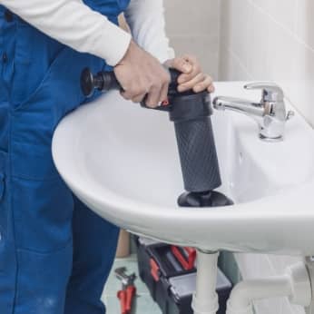 The Do’s and Don’ts of Fixing aBlocked Drain
